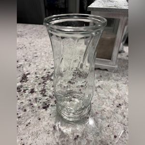 Glass vase 8.5x4”